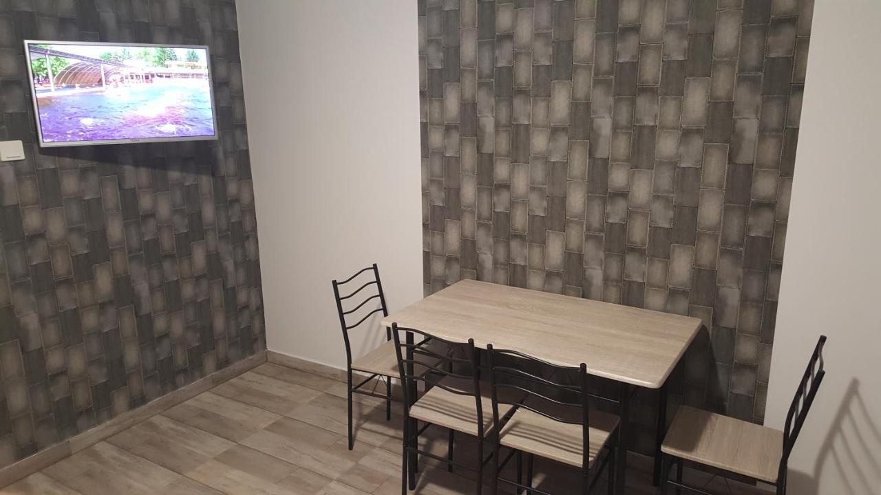 Illaberek Apartmanok Hajdúszoboszló Eksteriør bilde