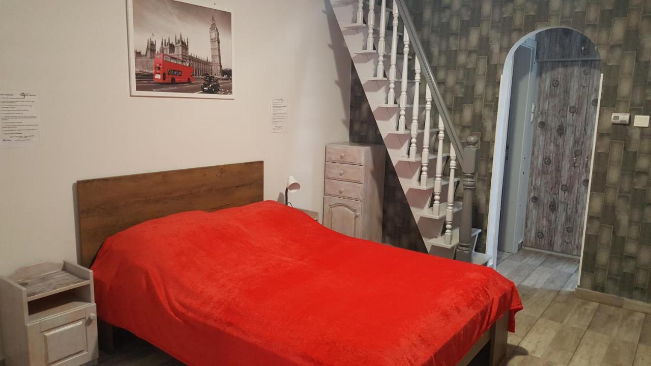 Illaberek Apartmanok Hajdúszoboszló Eksteriør bilde
